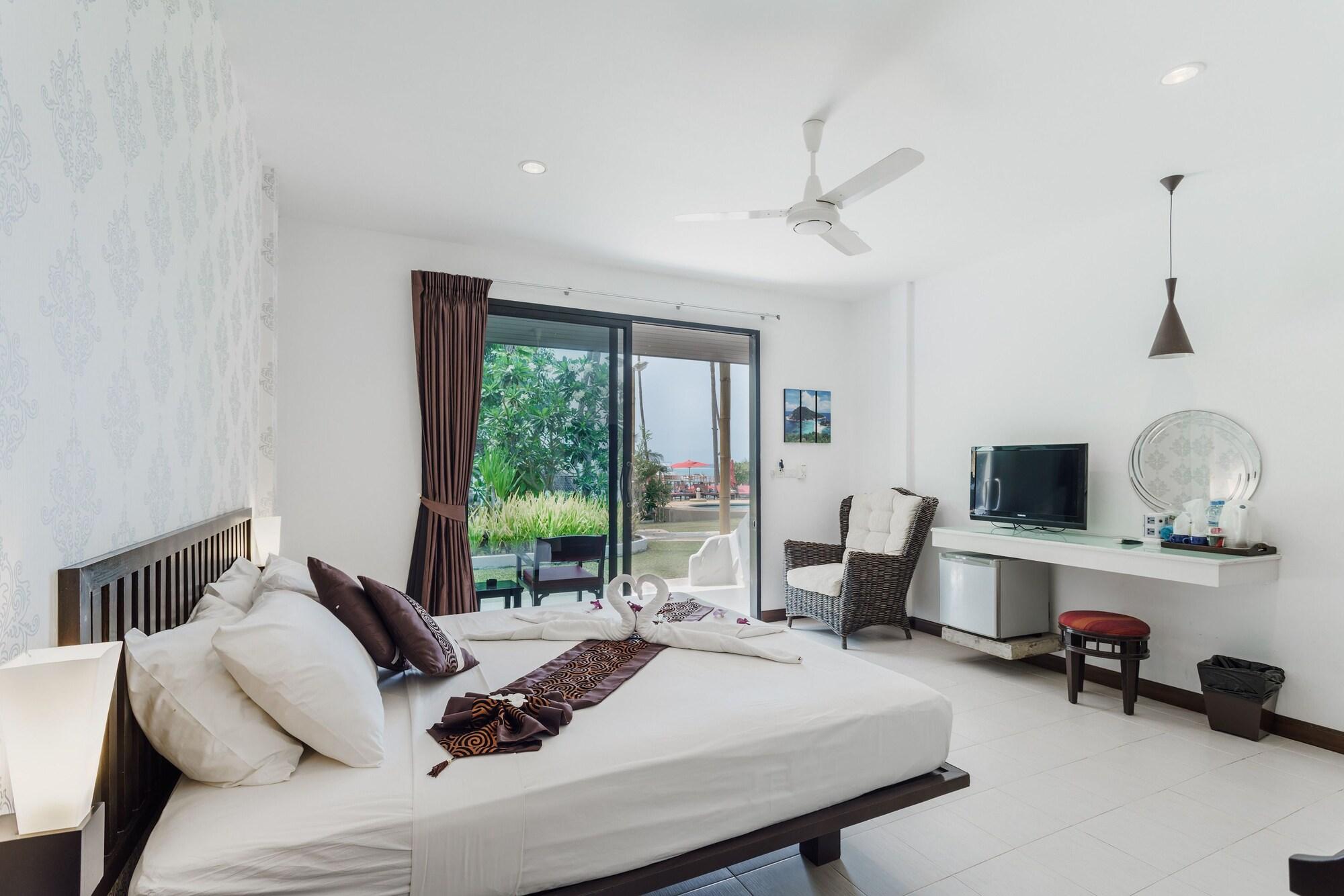 Samui Pier Beach Front & Resort Pantai Bangrak Luaran gambar