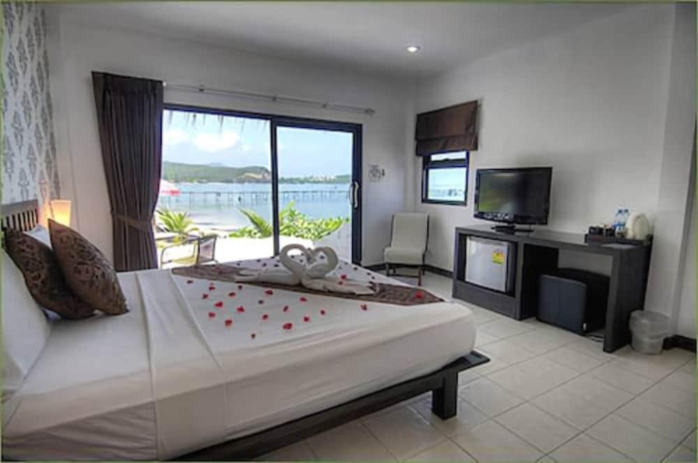 Samui Pier Beach Front & Resort Pantai Bangrak Luaran gambar